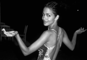 tweet, meme,Halle Berry, historical