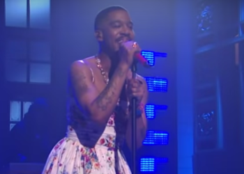 Kurt Cobain, Kid Cudi, tribute, floral dress, Cobain, SNL, Saturday Night Live