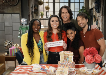 Black, iCarly, Show, Cast, Laci Mosley, Racism, Racist, Attack