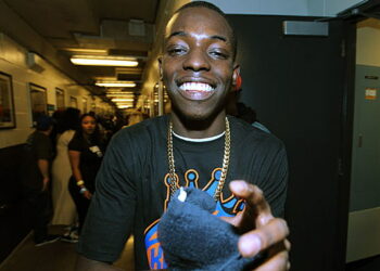 bobby, shmurda, gives, families, free, meals, and, haircuts, on, fathers, day