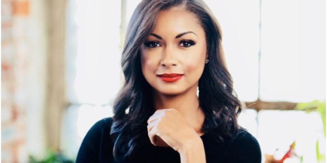 eboni k williams RHONY Luann de Lesseps