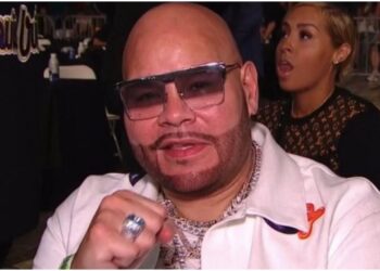 Fat Joe painted on beard Mayweather vs Paul fight fake beard