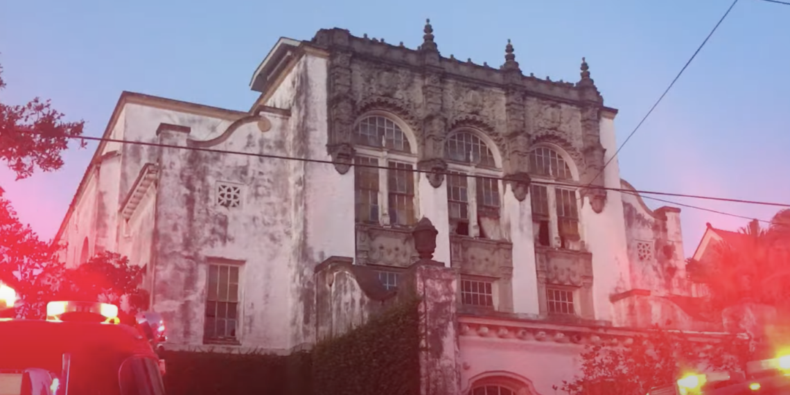 Beyonce, Jay-Z, Carters, Home, Fire, Caught, Set, Arson, Allegedly
