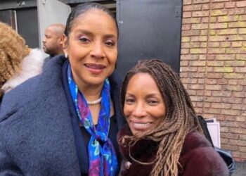 amid, cosby, controversy, stephanie, mills, shows, support, for, phylicia, rashad