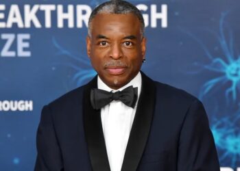 levar, burton, begins, jeopardy, host, run