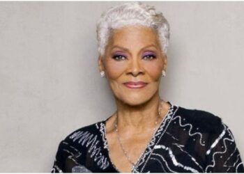 Dionne Warwick Jeff Bezos space dumb Amazon workers