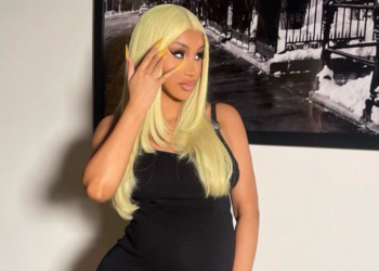 Cardi B, Bathing, Showering, Celebrities, Regularly