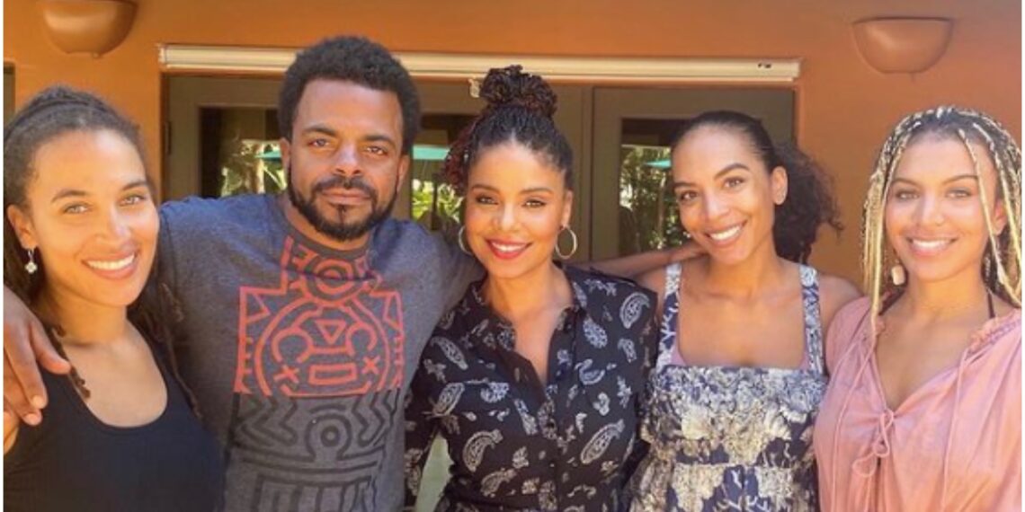Sanaa Lathan siblings parents Instagram