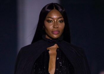 Campbell, supermodel, stunning, Paris Fashion Week, Lanvin