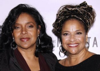 Phylicia Rashad, Debbie Allen, Howard University, Protestors, Students.