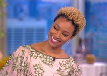 Sonequa Martin-Green, Star Trek: Discovery, The View, Whoopi Goldberg, Black Women, Hollywood.