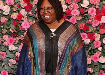 Whoopi Goldberg, Sunny Hostin, The View, Body-shaming, Singers