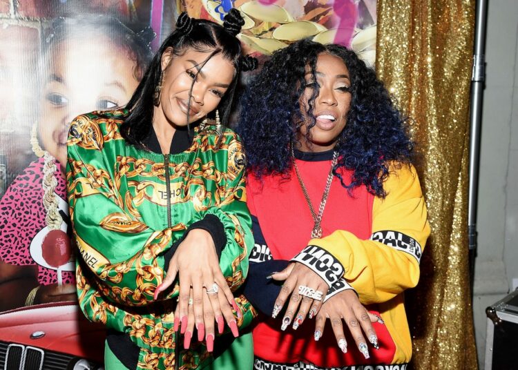 Junie Bee's Nails, net worth, business.