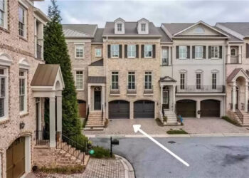 Bobbi Kristina Brown, Whitney Houston, Nick Gordon, Townhome, Atlanta, Georgia, Sold.