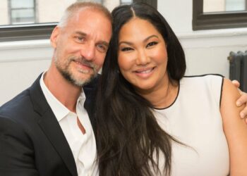Kimora Lee Simmons, Estranged, Husband, Tim Leissner, Goldman Sachs, Investment, Banker, Faked. Divorce, Documents, Judy Chan, Ex, Wife, Bribery, Trial.