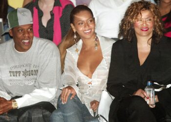 white, woman, Beyonce, singer, Jaz-Z, rapper, ganster, Tina Knowles, Jay-Z, Profiled: The Black Man