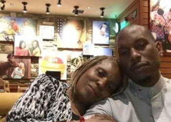 Tyrese Gibson, Actor, Singer, Mother, Priscilla Murray, Hospitalized, COVID-19, Pneumonia, Instagram, Fans, Support.