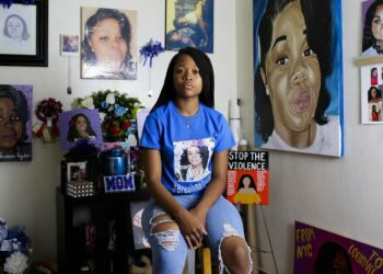 Breonna Taylor, Killed, No-Knock, Warrant, Louisville, Kentucky, Sister, Ju'Niyah Palmer, T-Shirt, Officers, Arrest, Courtroom, Hearing, Law&Crime, Network, T-shirt.