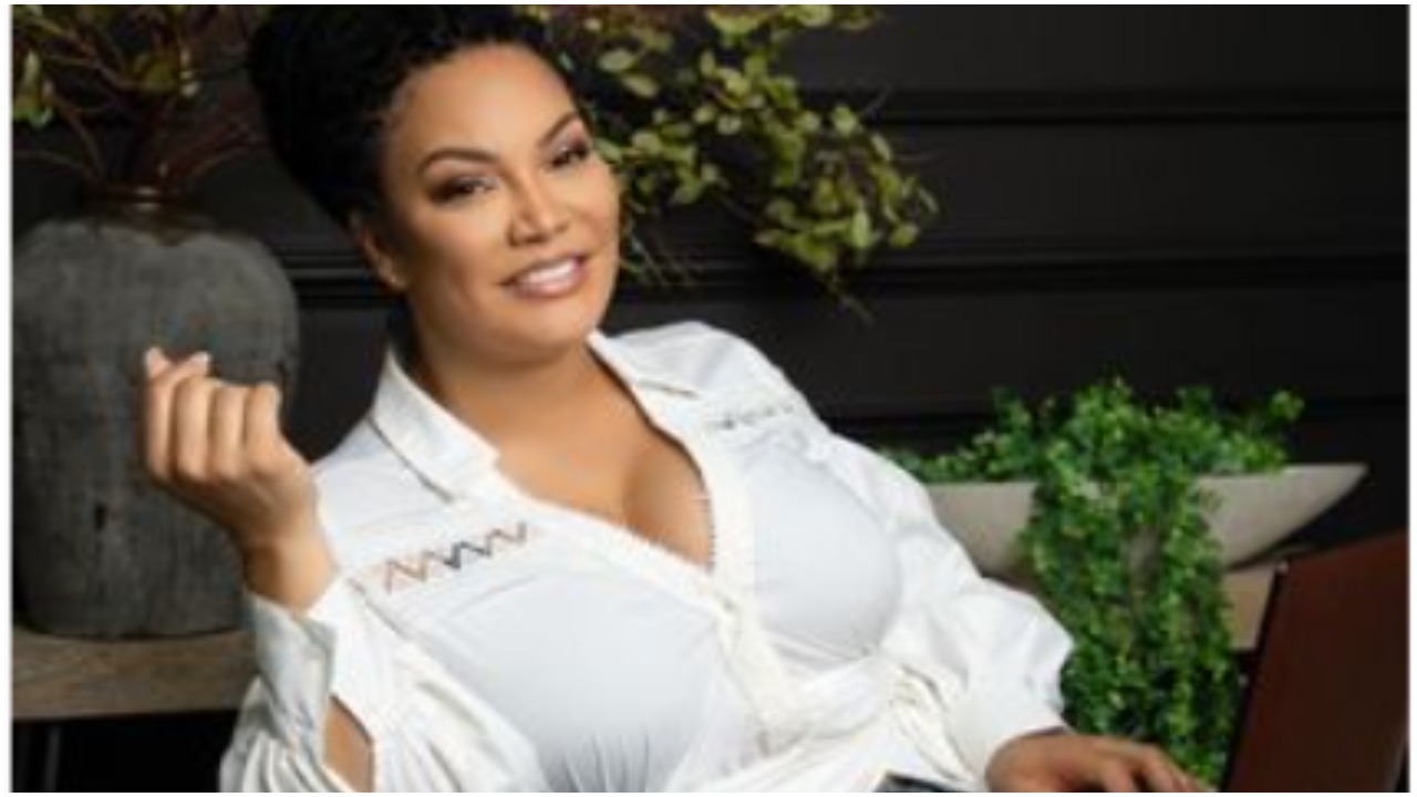 DEAL WITH IT! HGTV's Egypt Sherrod Says Her Booty Is Au Naturel - Sis2Sis