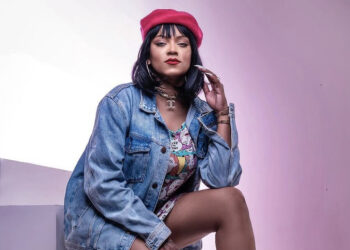 Priscila Beatriz São Paulo Brazil Rihanna pregnant lookalike doppelgänger