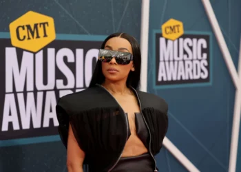 Monica, Singer, Country Music Awards, Pray, Single, Debut, Country Music, Album, Open Roads, Pink, Song, Breast Cancer, Awareness.