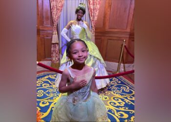 Serena Williams, Daughter, Olympia, Beaded, Hairstyle, Tennis, Icon, Instagram, Photo, Disneyland, Princess Tiana, The Princess and the Frog.
