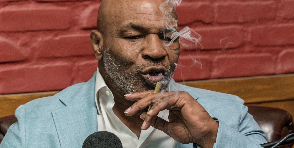 San Francisco, Florida,Jet Blue, face, Mike Tyson, flight, passenger, boxer,video, annoying,