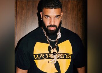 Drake, Deal, Universal Music Group, Chairman, Sir Lucian Grainge, Sources, Insiders, Value, $400 Million.