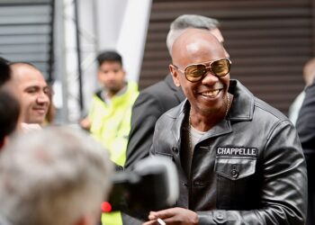 Dave Chappelle comedy set Hollywood Bowl Los Angeles Netflix Is A Joke: The Festival attacked viral video footage Isaiah Lee
