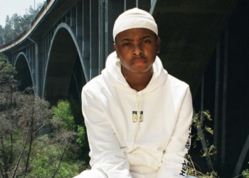 social media star Jay Versace mother Nikesha 'Dolly' Gunter GoFundMe Twitter