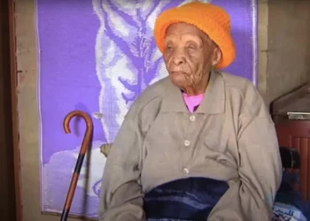 Johanna Mazibuko, World's Oldest Woman, 128 years Old, South Africa, Native, North West Department of Social Development, Twitter, Tweet, Interview, Village Prophet, OJ Madikong, Guinness World Records.