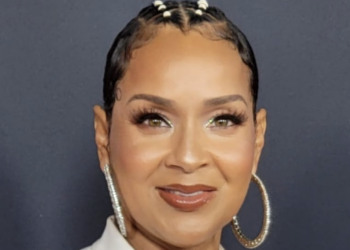 Lisa Raye McCoy Saucy Santana Blue Ivy nappy hair comment Cocktails With Queens