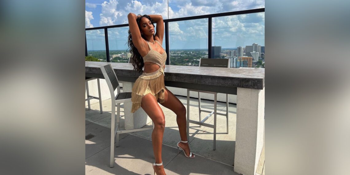 Kelly Rowland, Singer, Destiny's Child, Group Member, Social Media, Photo, Beauty, Instagram, Post, Fans, Comments, Acting, Career, Movie, Roles, Fantasy Football, Film, Omari Hardwick, Marsai Martin.