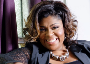 Gospel singer Kim Burrell broke ugly church sermon members Black Twitter