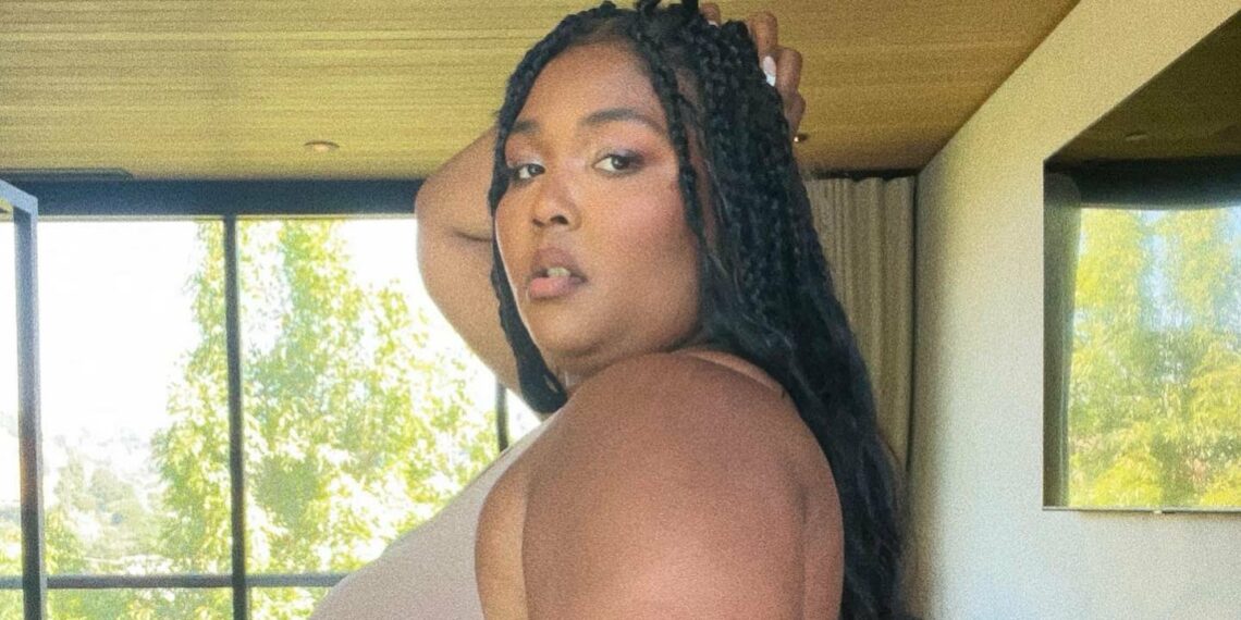 Instagram, post, Lizzo, singer, box braids, hair, shapewear, thong and tank, Yitty, business