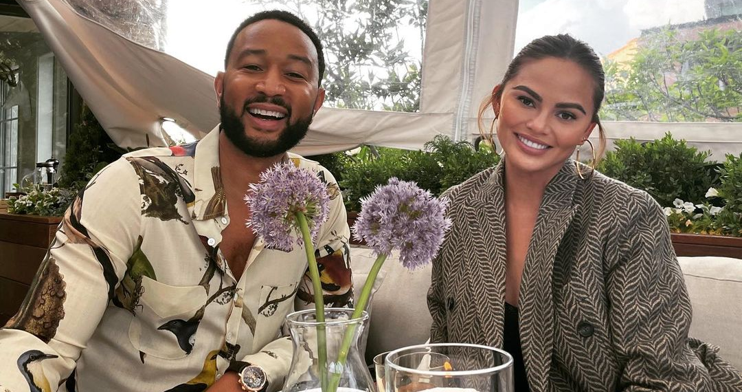 Chrissy Teigen, John Legend, baby, bump, IVF, treatment, Instagram, pregnant