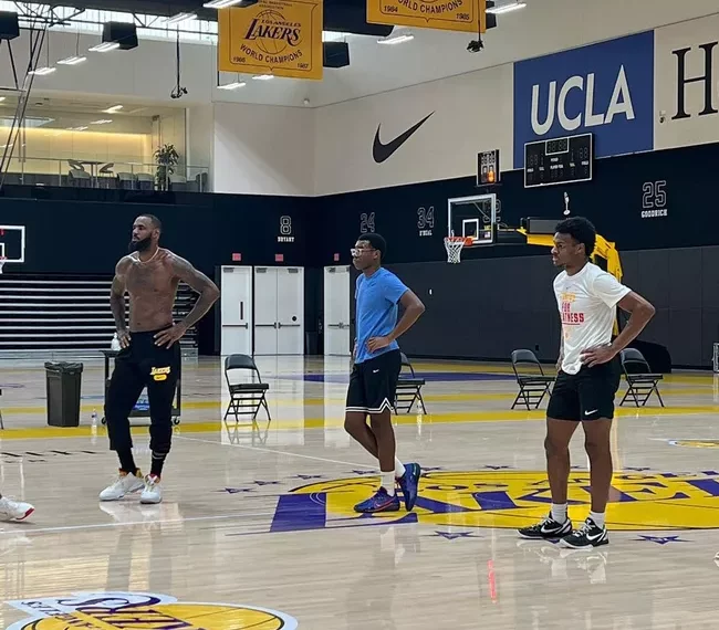 LeBron James, Bryce James, D-1,, college, basketball