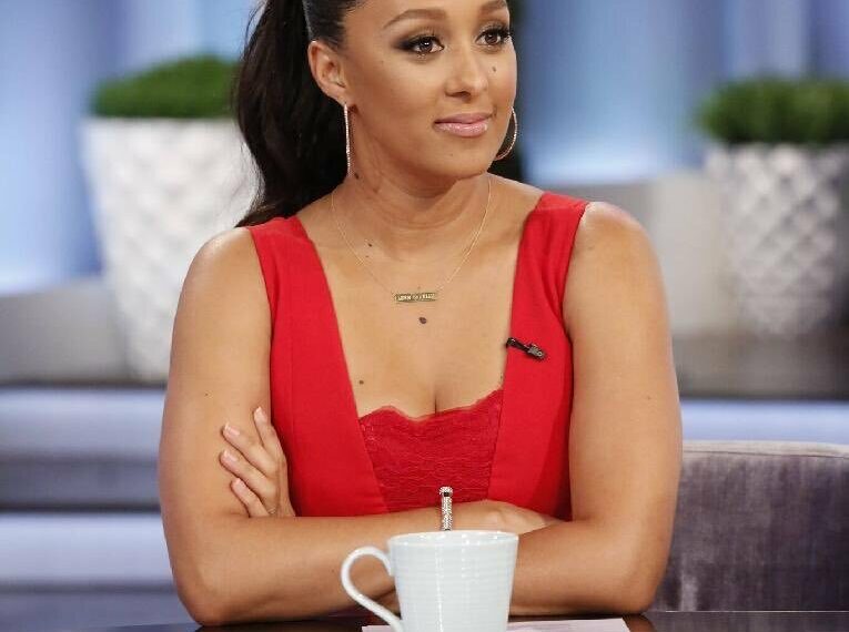 sex, The Real, Lindsay Peoples, podcast, In Her Shoes, actress, Sister Sister, Tamera Mowry-Housley