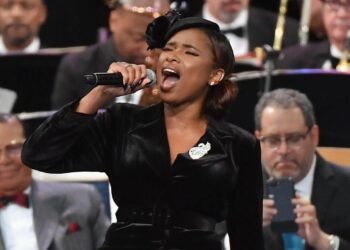 The Jennifer Hudson show, talk show, song, gospel, audience, singer, Marilyn, woman, Jennifer Hudson