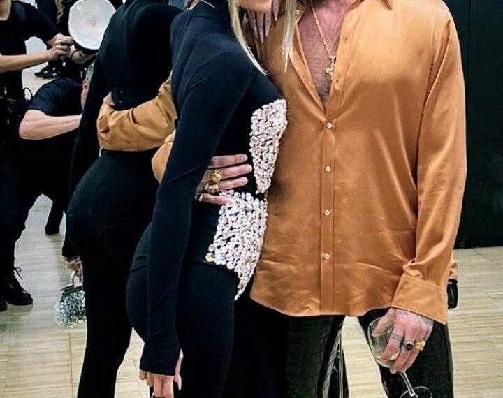 photo, post, stan, Twitter, actor, Milan Fashion Week, Michele Morroneat, Khloé Kardashian