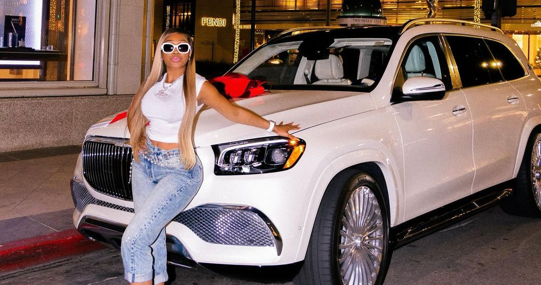 gift, papi, SUV, Mercedes-Maybach, Sean "Diddy" Combs, City Girl, Jack Harlow, Yung Miami, rapper