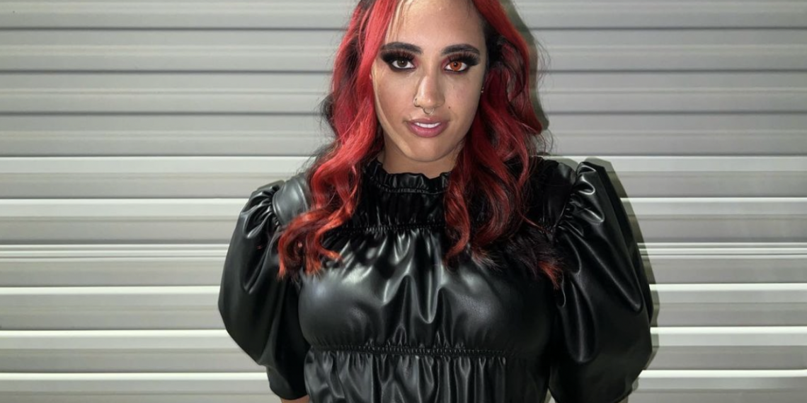 legendary wrestler actor Dwayne The Rock Johnson daughter Ava Raine WWE TV debut