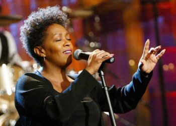 show, dates, album, performance, singer, R&B, masters, The Songstress, tour, Anita Baker