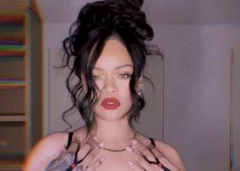 Rihanna, singer, Super Bowl, Half-Time, show, performance, documentary, Apple, child, A$AP Rocky