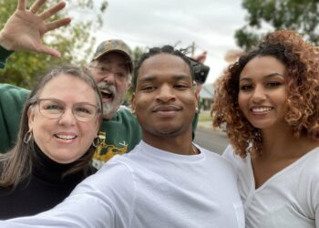 film teen boy Thanksgiving dinner text message Jamal Hinton Netflix