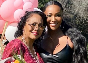 RHOA alum Cynthia Bailey mother Barbara Ford Morris cancer-free radiation treatment Glory God!