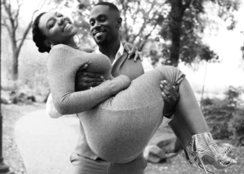 relationship coach Derrick Jaxn divorce wife Da'Naia Jackson spotted mystery woman Miami