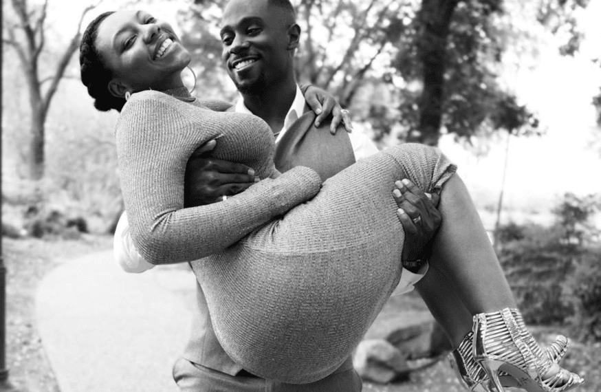 relationship coach Derrick Jaxn divorce wife Da'Naia Jackson spotted mystery woman Miami