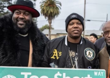 legendary california rapper Too Short street sign holiday Oakland