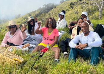 dinner, Instagram, celebration, hike, birthday, post, Oprah Winfrey, Gayle King